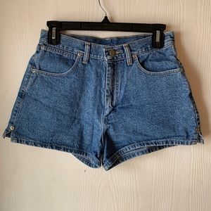 Wrangler Blue Jean High Waisted Shorts - Size 5/6 Women’s